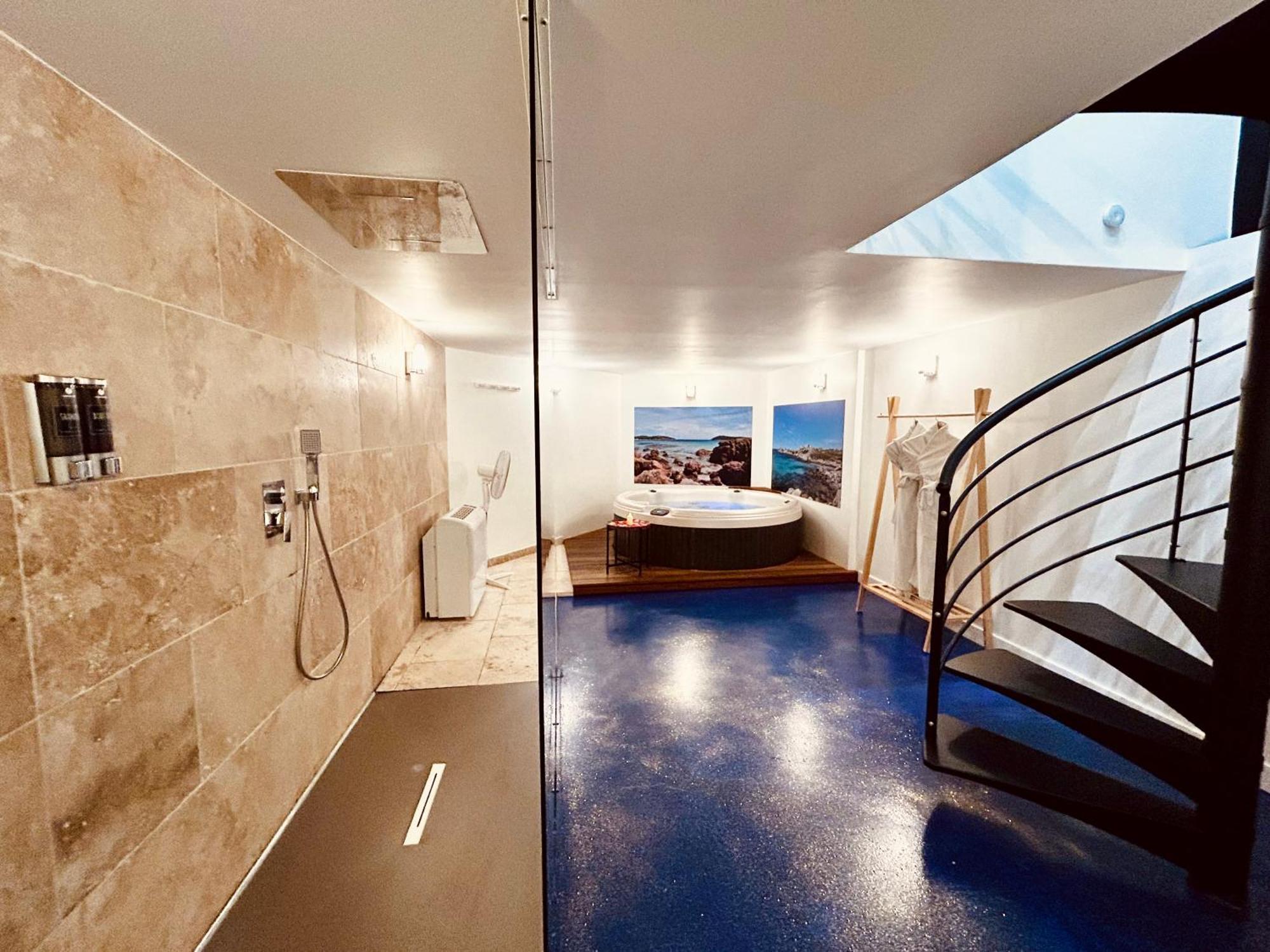 Mieuxqualhotel Jacuzzi Privatif La Parenthese Burdeos Exterior foto